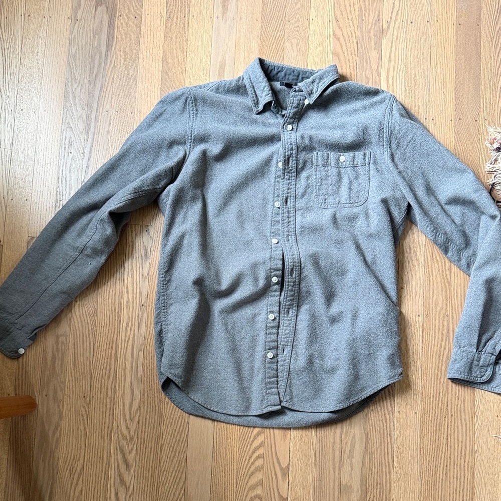 J. Crew Men's Gray Flannel Button-Down Shirt With Elbow Patches